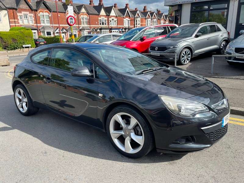 A 2012 VAUXHALL ASTRA GTC SPORT S/S A 2012 VAUXHALL ASTRA GTC SPORT S/S