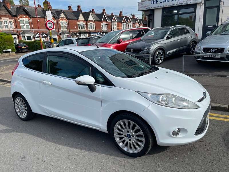 2011 FORD FIESTA 2011 FORD FIESTA