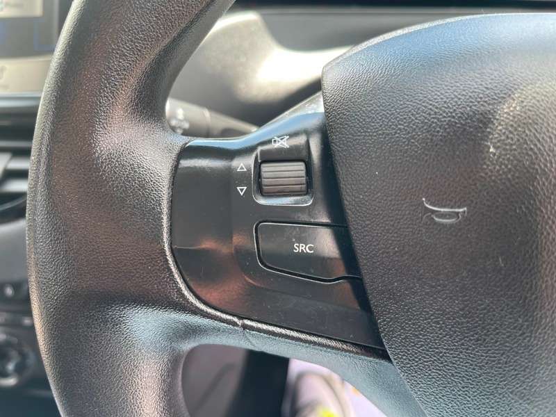 2012 PEUGEOT 208 2012 PEUGEOT 208