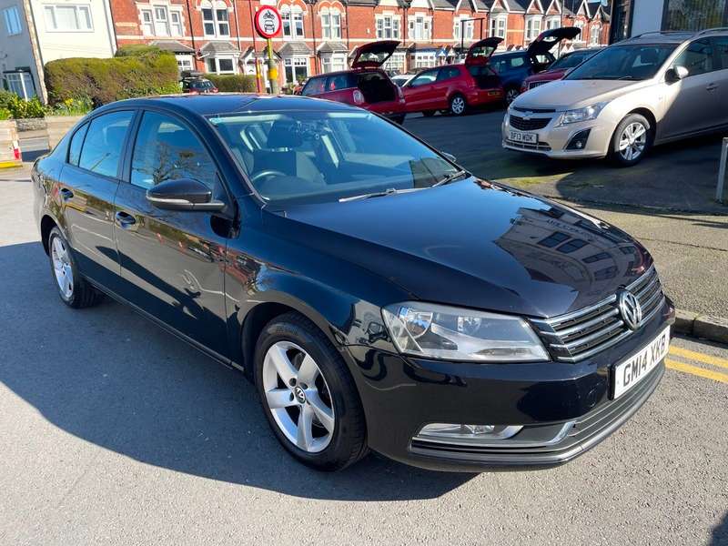 A 2014 VOLKSWAGEN PASSAT S TDI BLUEMOTION TECHNOLOGY DSG A 2014 VOLKSWAGEN PASSAT S TDI BLUEMOTION TECHNOLOGY DSG