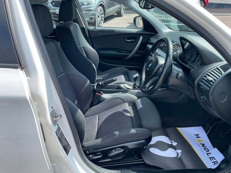 2011 BMW 1 SERIES 2011 BMW 1 SERIES