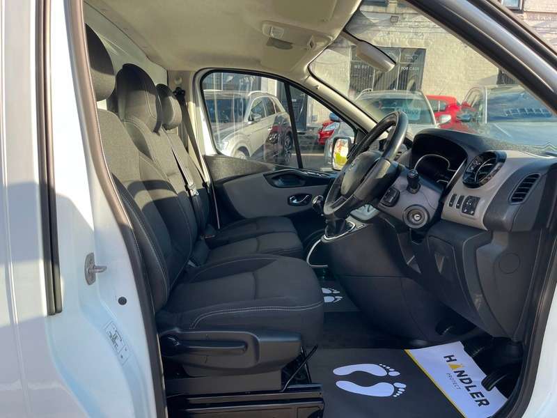 2019 NISSAN NV300 2019 NISSAN NV300