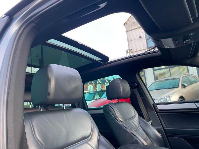 2013 VOLKSWAGEN TOUAREG 2013 VOLKSWAGEN TOUAREG