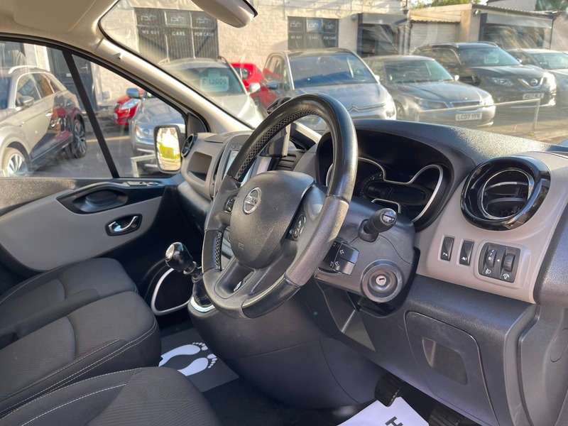 2019 NISSAN NV300 2019 NISSAN NV300