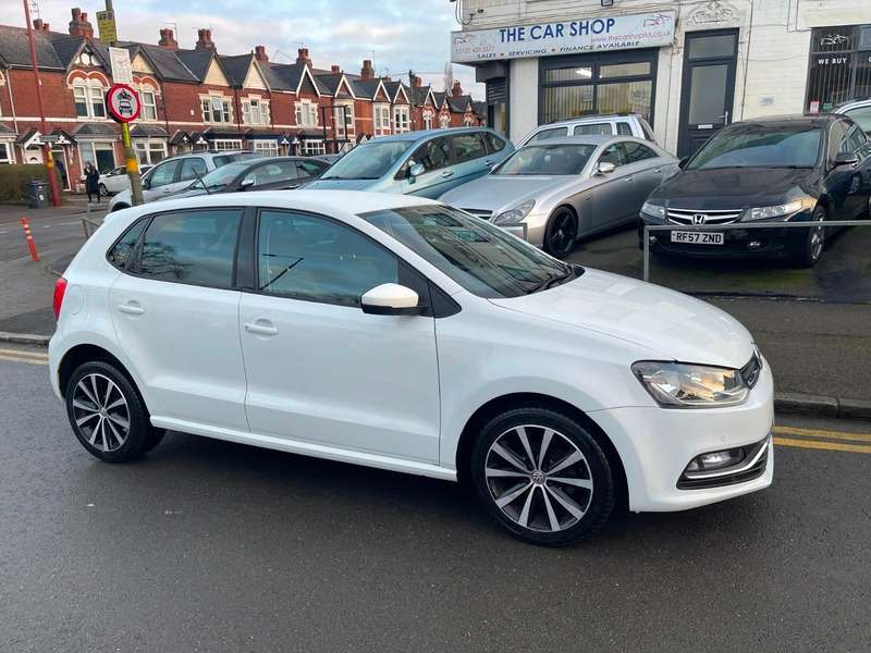 null VOLKSWAGEN POLO null VOLKSWAGEN POLO