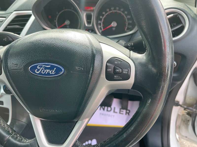 2011 FORD FIESTA 2011 FORD FIESTA