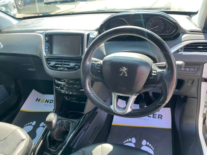 2016 PEUGEOT 2008 2016 PEUGEOT 2008