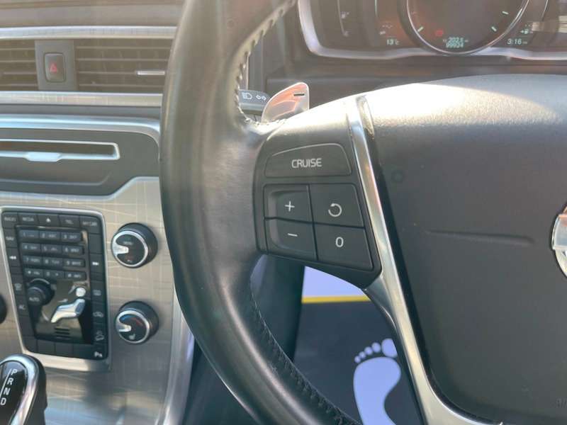 2013 VOLVO XC70 2013 VOLVO XC70