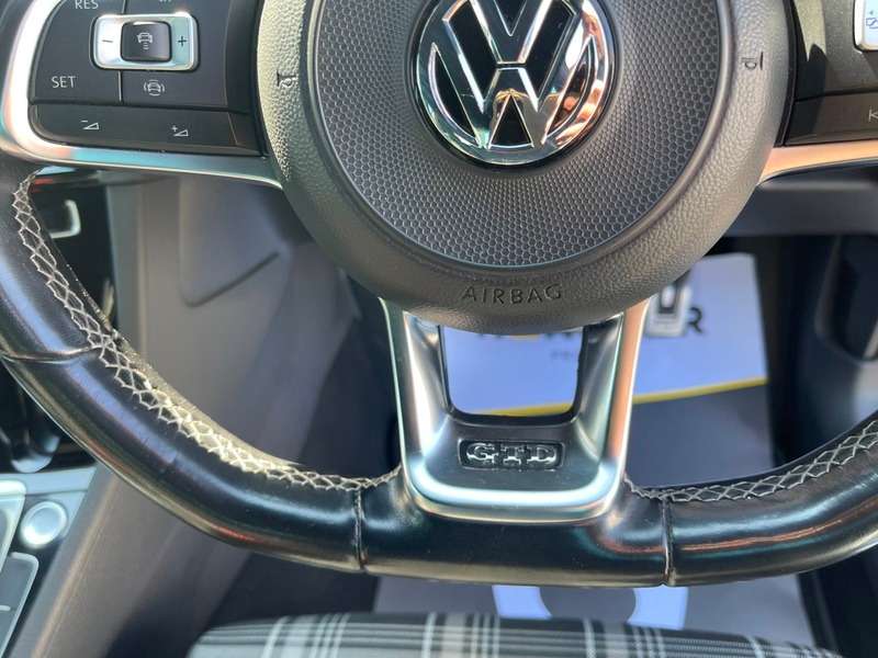 2019 VOLKSWAGEN GOLF 2019 VOLKSWAGEN GOLF