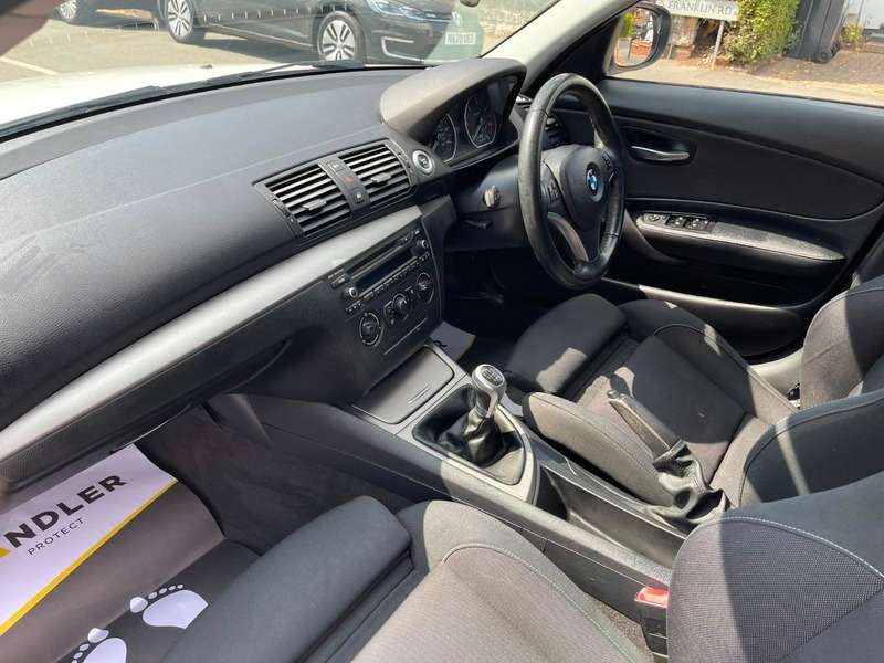 2011 BMW 1 SERIES 2011 BMW 1 SERIES
