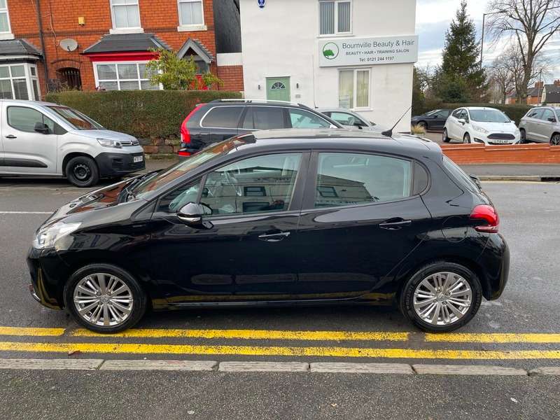 2018 PEUGEOT 208 2018 PEUGEOT 208