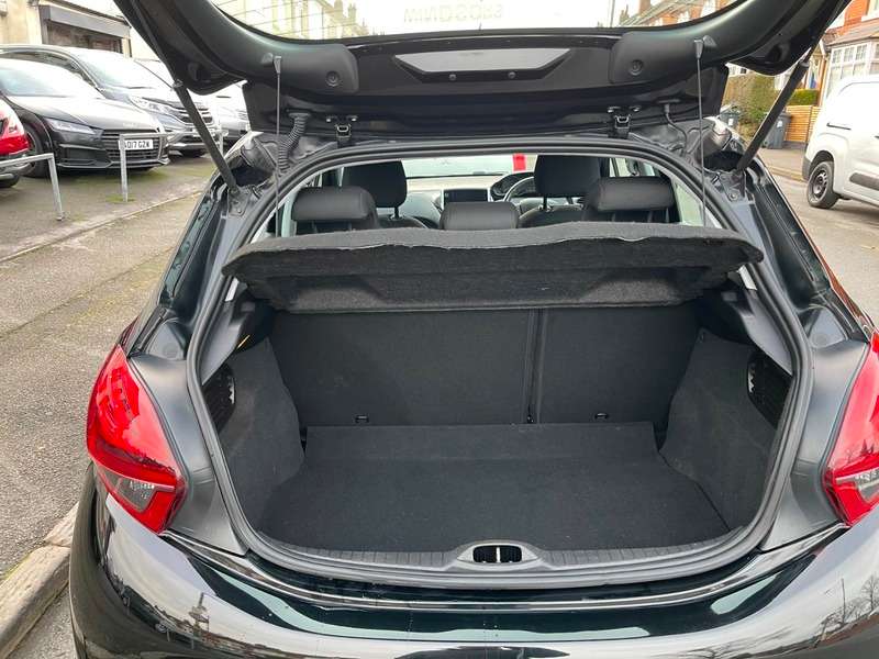 2018 PEUGEOT 208 2018 PEUGEOT 208