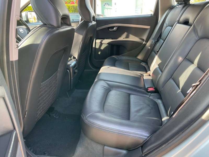 2013 VOLVO XC70 2013 VOLVO XC70