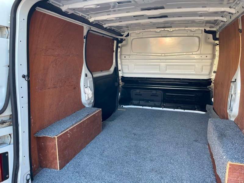 2019 NISSAN NV300 2019 NISSAN NV300