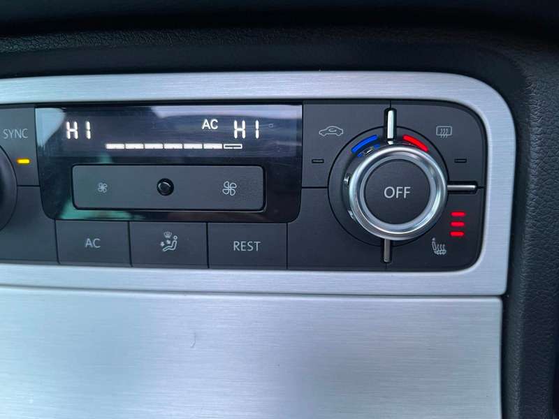 2013 VOLKSWAGEN TOUAREG 2013 VOLKSWAGEN TOUAREG