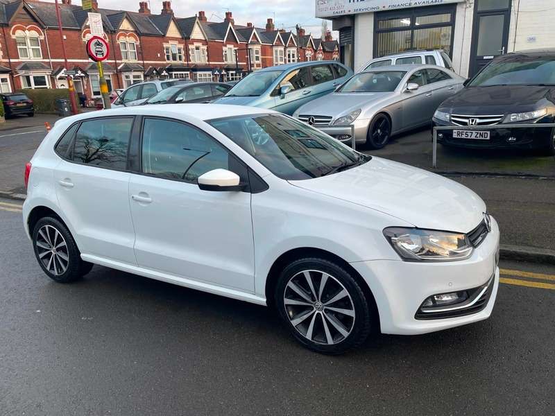 null VOLKSWAGEN POLO null VOLKSWAGEN POLO