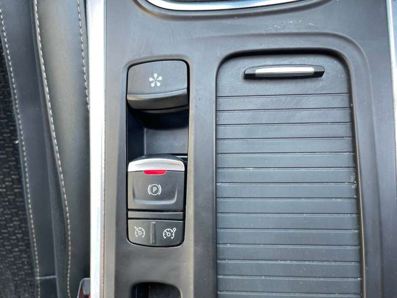 2017 RENAULT MEGANE 2017 RENAULT MEGANE