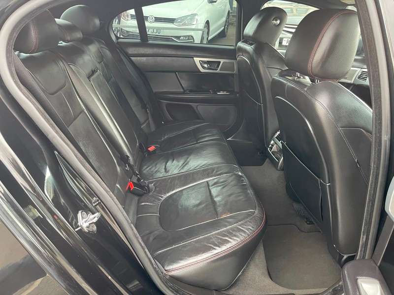 2015 JAGUAR XF 2015 JAGUAR XF