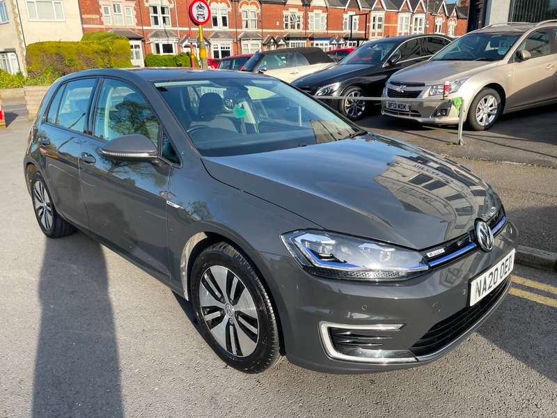 A 2020 VOLKSWAGEN GOLF E-GOLF A 2020 VOLKSWAGEN GOLF E-GOLF