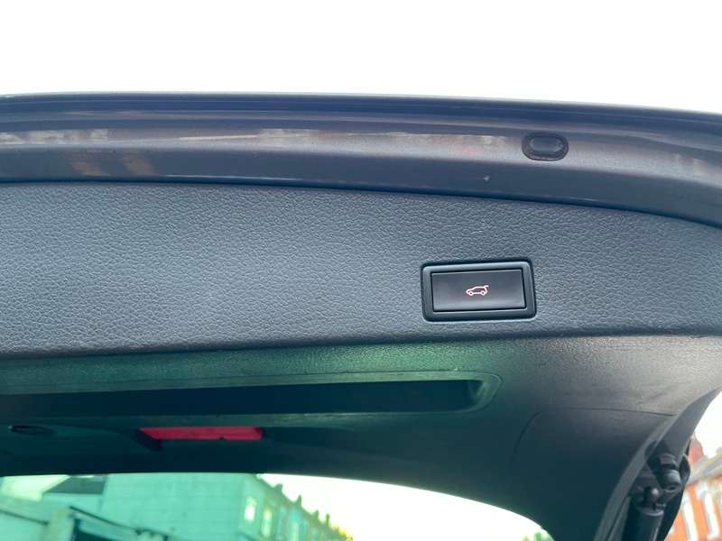 2013 VOLKSWAGEN TOUAREG 2013 VOLKSWAGEN TOUAREG