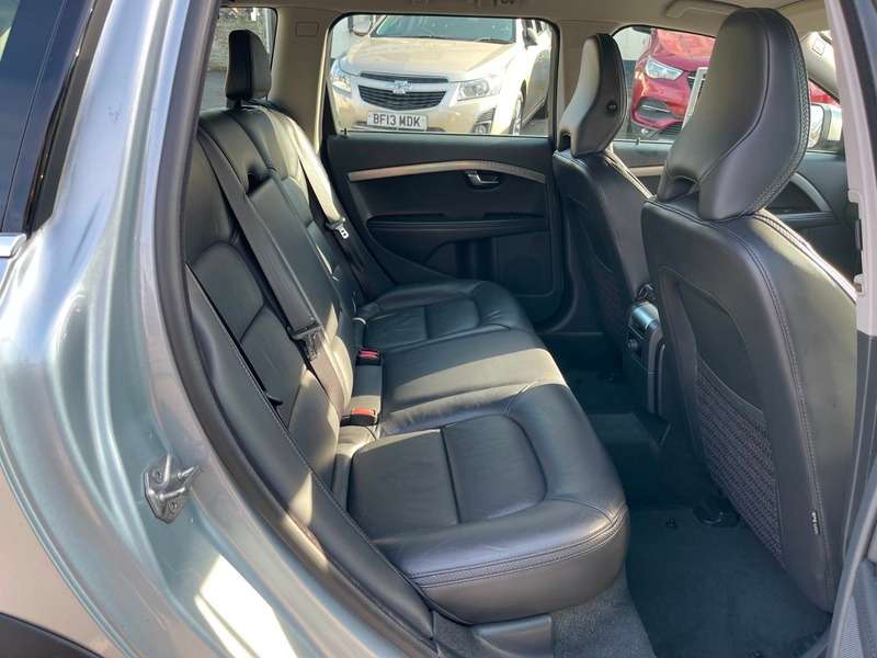 2013 VOLVO XC70 2013 VOLVO XC70