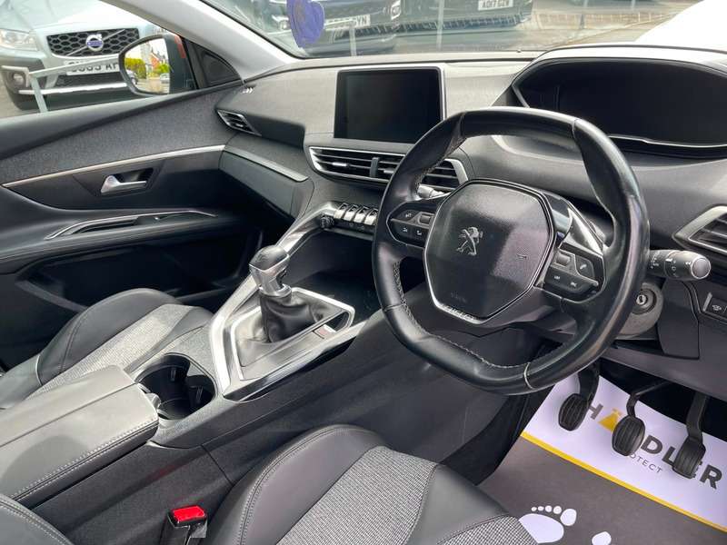 2018 PEUGEOT 3008 2018 PEUGEOT 3008