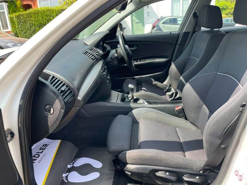 2011 BMW 1 SERIES 2011 BMW 1 SERIES