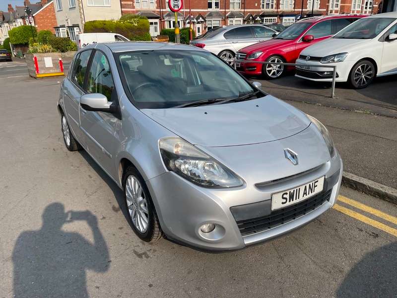 2011 RENAULT CLIO 2011 RENAULT CLIO