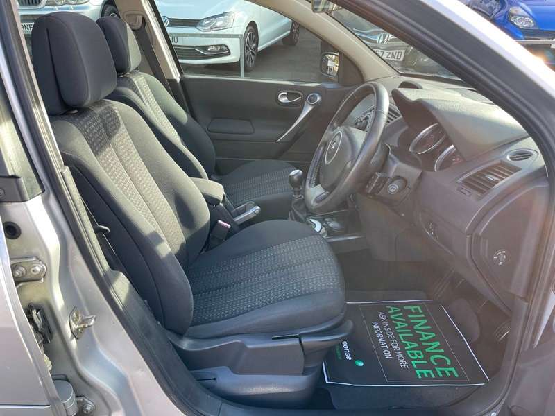 2006 RENAULT MEGANE 2006 RENAULT MEGANE