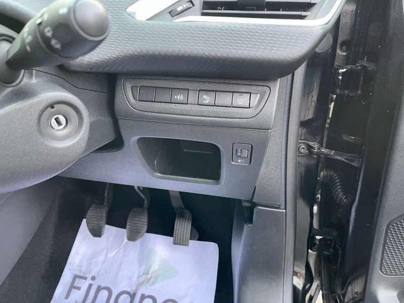 2018 PEUGEOT 208 2018 PEUGEOT 208