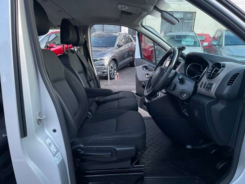 2017 RENAULT TRAFIC 2017 RENAULT TRAFIC