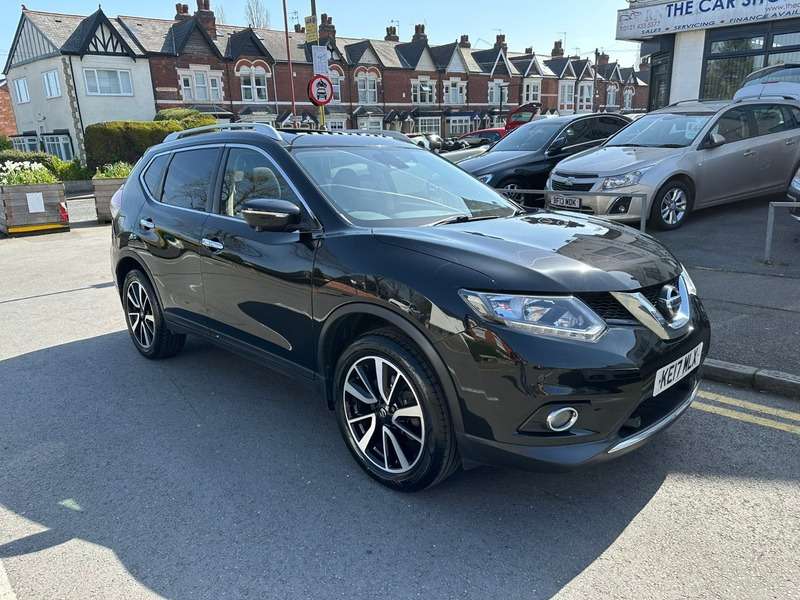A 2017 NISSAN X-TRAIL N-VISION DCI A 2017 NISSAN X-TRAIL N-VISION DCI