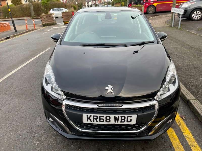 2018 PEUGEOT 208 2018 PEUGEOT 208