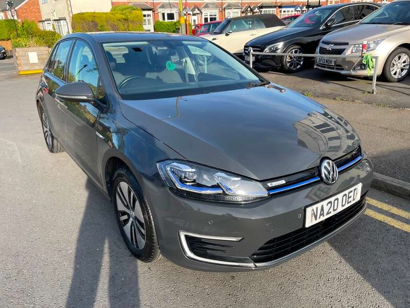 A 2020 VOLKSWAGEN GOLF E-GOLF A 2020 VOLKSWAGEN GOLF E-GOLF