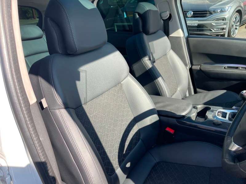 2016 PEUGEOT 3008 2016 PEUGEOT 3008