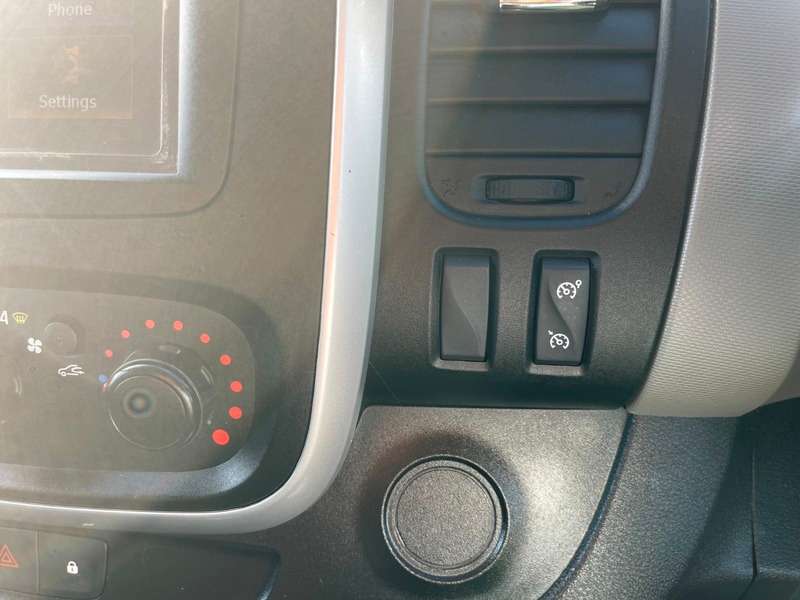 2019 NISSAN NV300 2019 NISSAN NV300