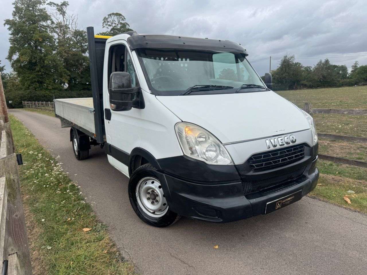 A 2013 IVECO DAILY 2.3 TD 35S11 Chassis Cab 2dr Diesel Manual L3 (214 g/km, 106 bhp) Chassis C A 2013 IVECO DAILY 2.3 TD 35S11 Chassis Cab 2dr Diesel Manual L3 (214 g/km, 106 bhp) Chassis C