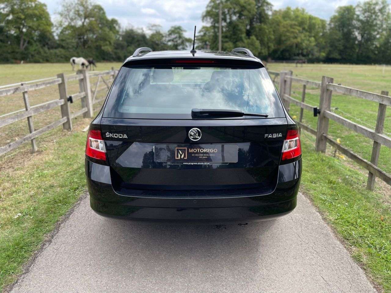 2015 SKODA FABIA 2015 SKODA FABIA