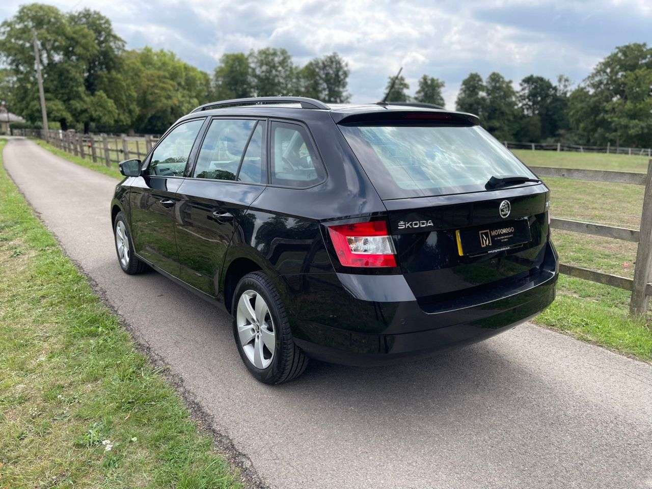 2015 SKODA FABIA 2015 SKODA FABIA