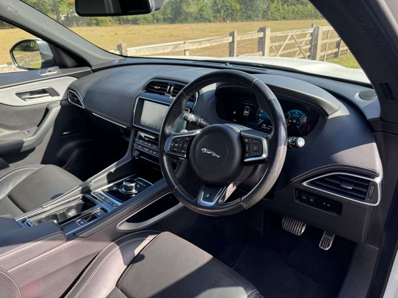 2018 JAGUAR F-PACE 2018 JAGUAR F-PACE