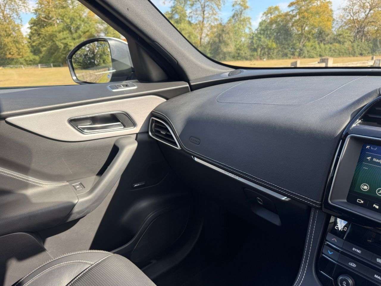 2018 JAGUAR F-PACE 2018 JAGUAR F-PACE