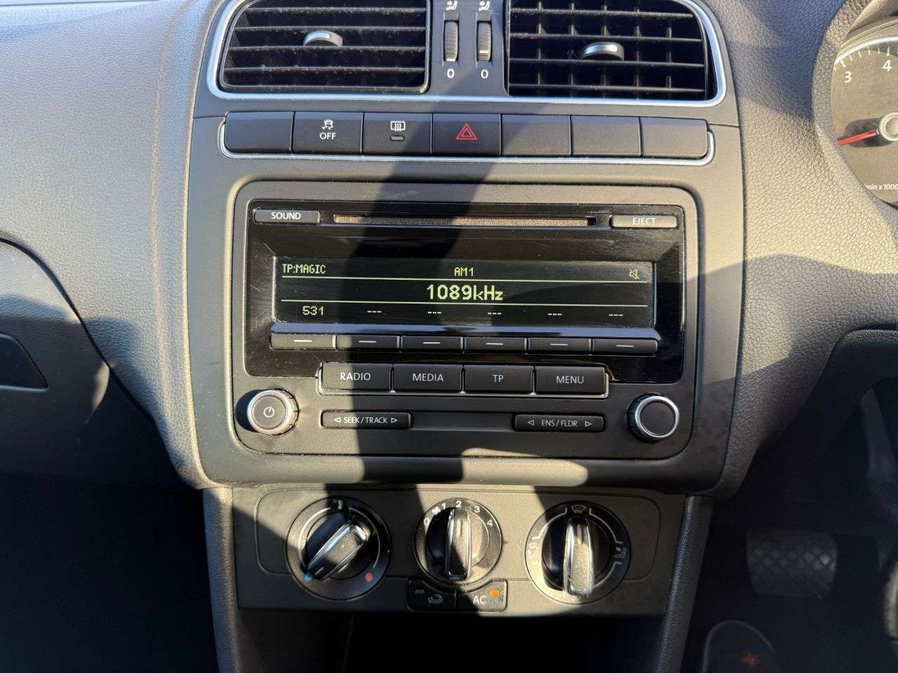 2013 VOLKSWAGEN POLO 2013 VOLKSWAGEN POLO