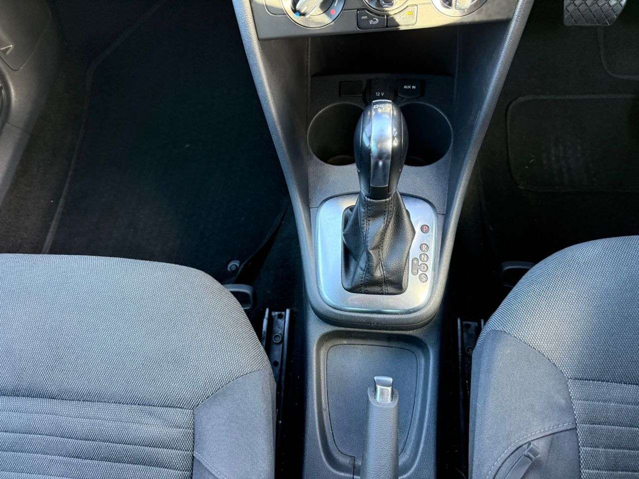 2013 VOLKSWAGEN POLO 2013 VOLKSWAGEN POLO