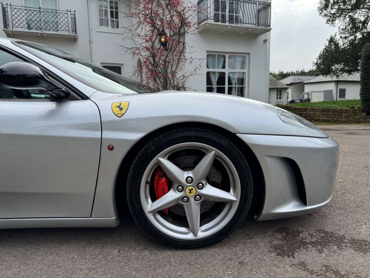 A 2003 FERRARI 360 3.6 Modena F1 2dr Petrol Auto (440 g/km, 400HP) AUTOMATIC FFSH A 2003 FERRARI 360 3.6 Modena F1 2dr Petrol Auto (440 g/km, 400HP) AUTOMATIC FFSH
