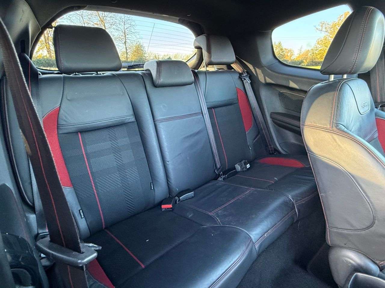 2014 PEUGEOT 208 2014 PEUGEOT 208