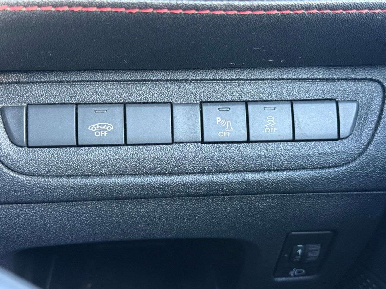 2014 PEUGEOT 208 2014 PEUGEOT 208