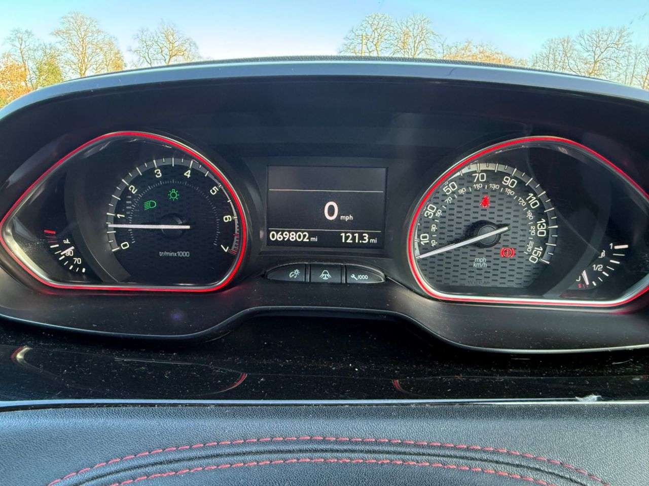 2014 PEUGEOT 208 2014 PEUGEOT 208