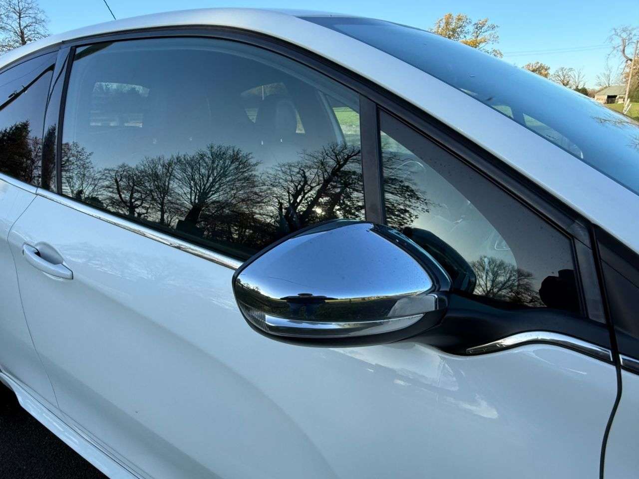 2014 PEUGEOT 208 2014 PEUGEOT 208