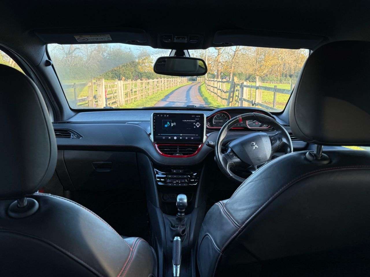 2014 PEUGEOT 208 2014 PEUGEOT 208