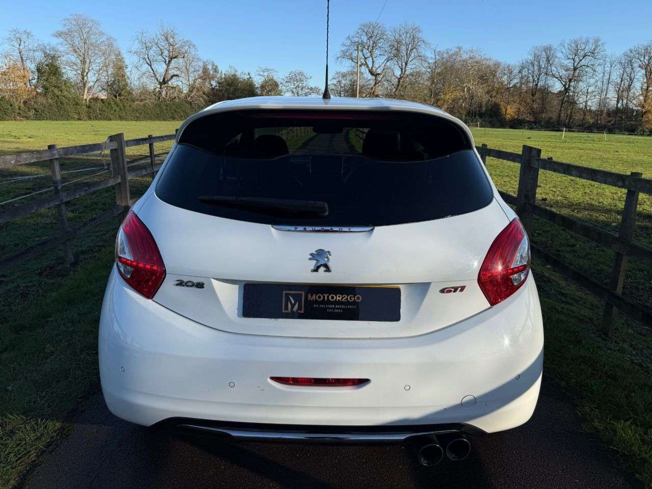 2014 PEUGEOT 208 2014 PEUGEOT 208
